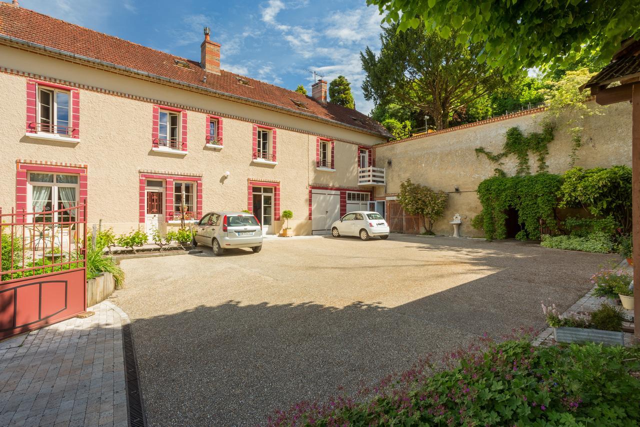 Chambres D'Hotes - Domaine Gigou La Chartre-sur-le-Loir Luaran gambar