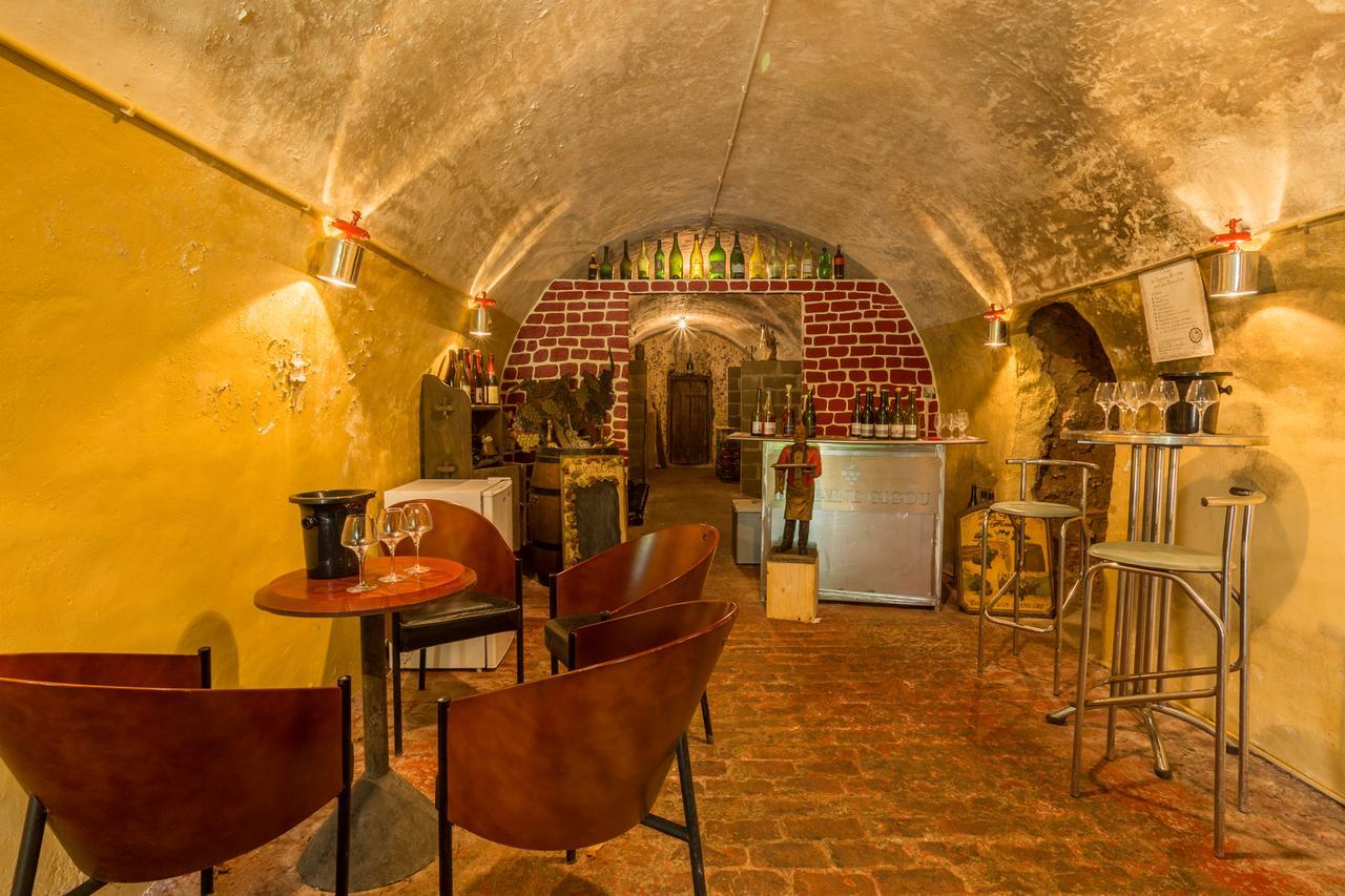 Chambres D'Hotes - Domaine Gigou La Chartre-sur-le-Loir Luaran gambar