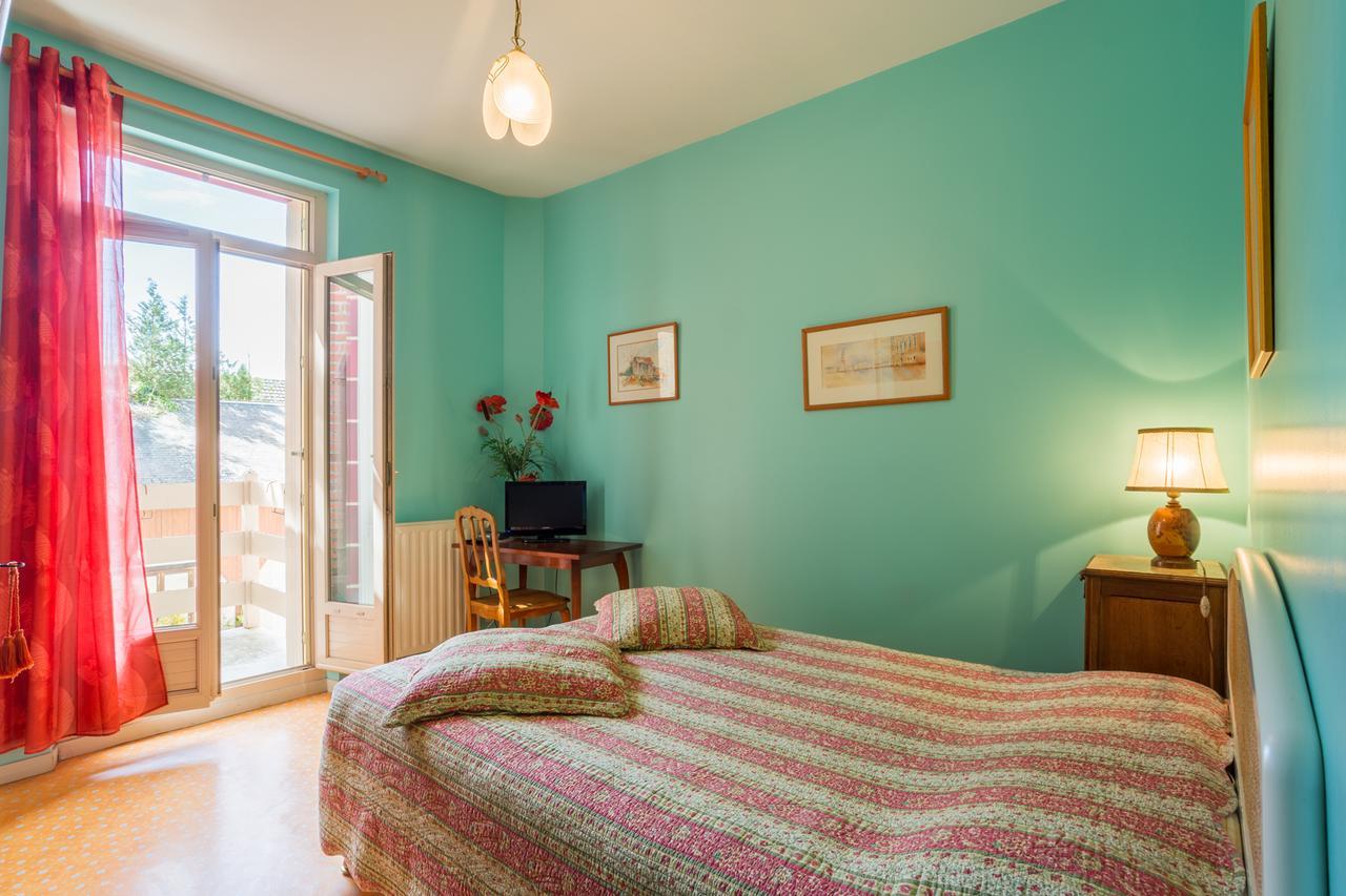 Chambres D'Hotes - Domaine Gigou La Chartre-sur-le-Loir Luaran gambar